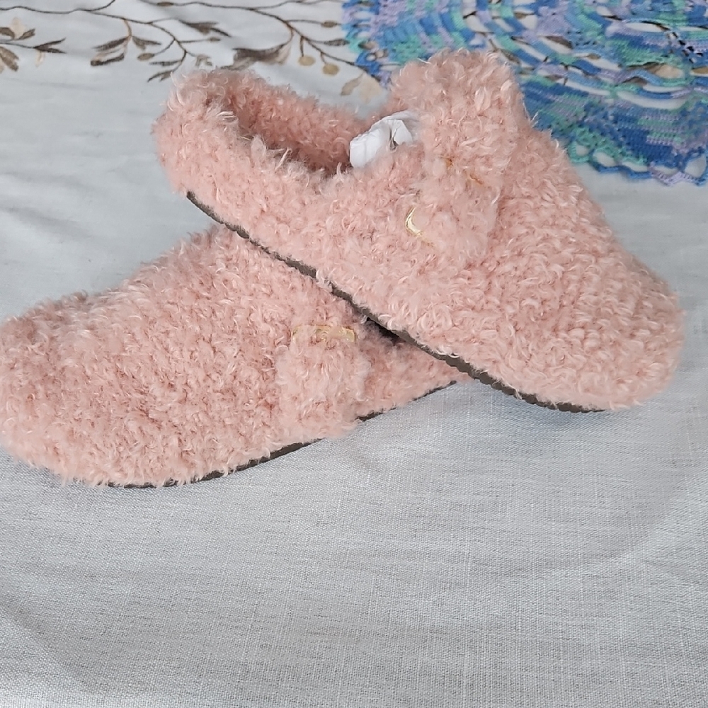 Cozy Pink Women's Slippers